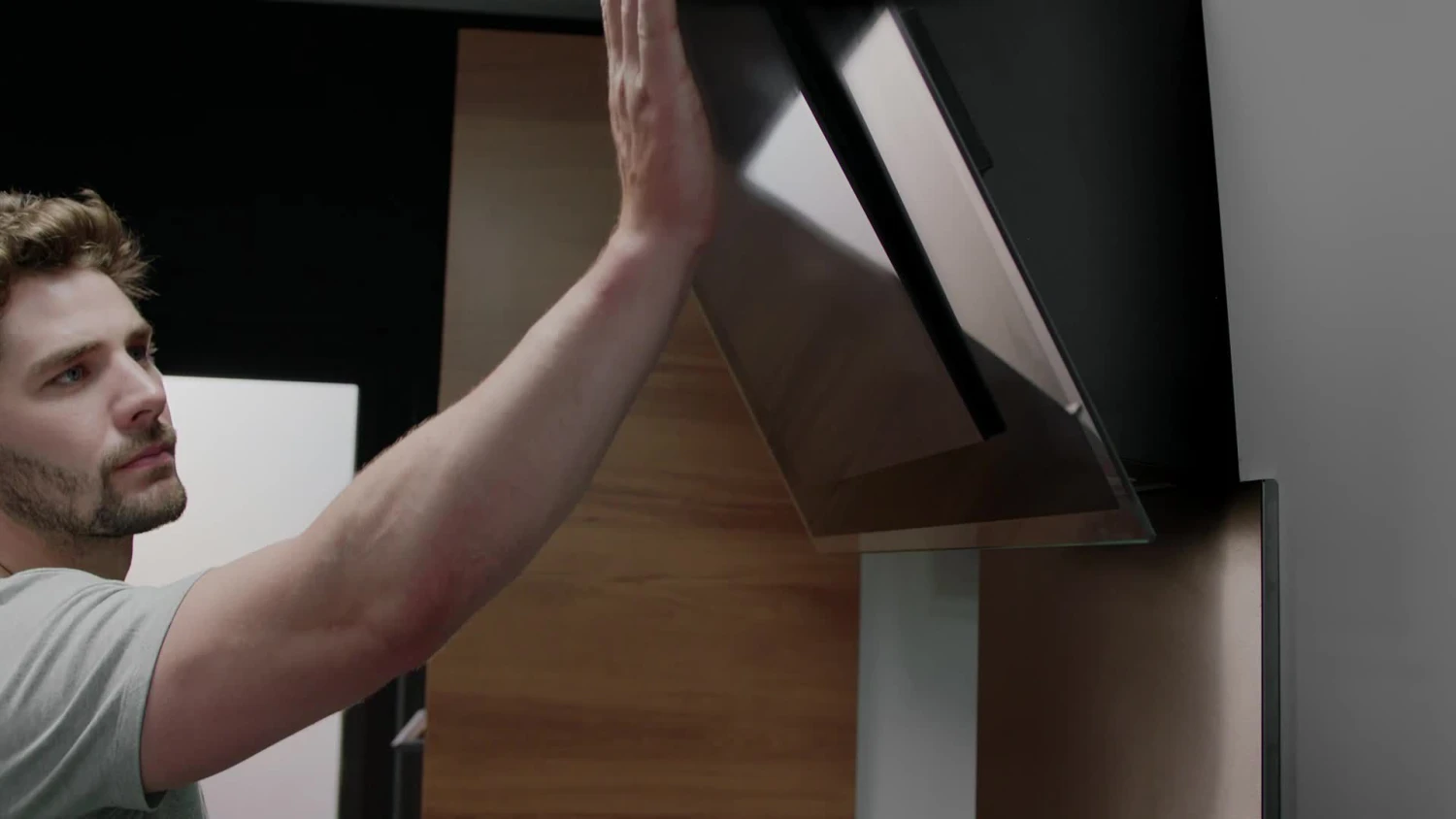 GoodHome Bamia GHAGRE90 Glass Angled Cooker Hood (W)90cm - Black - Image 2