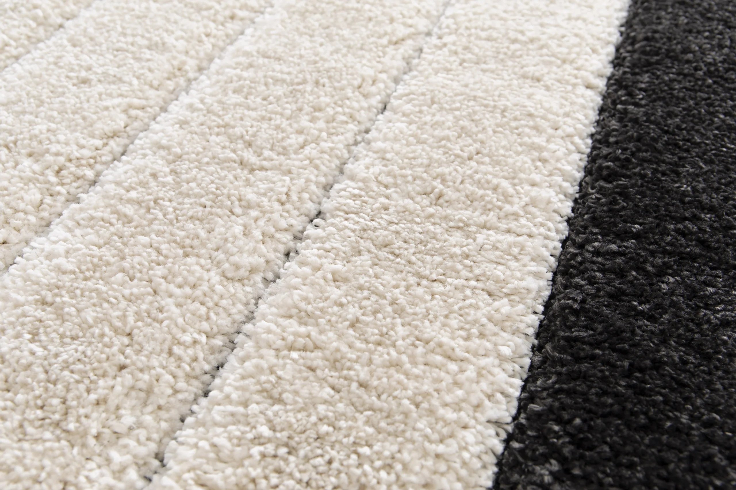 GoodHome Chios Black Rug 230cmx160cm - Image 5