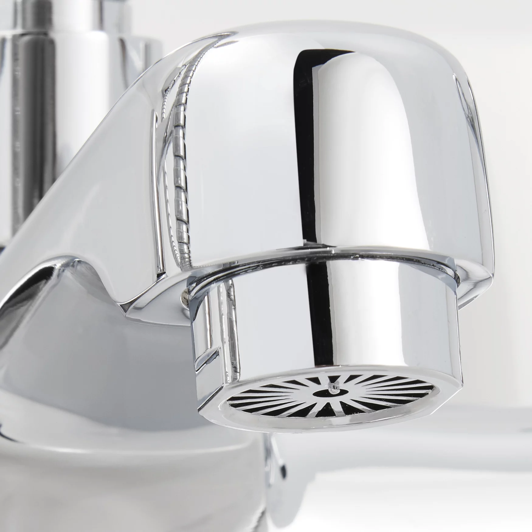 GoodHome Netley Bath Shower Mixer Tap - Image 2