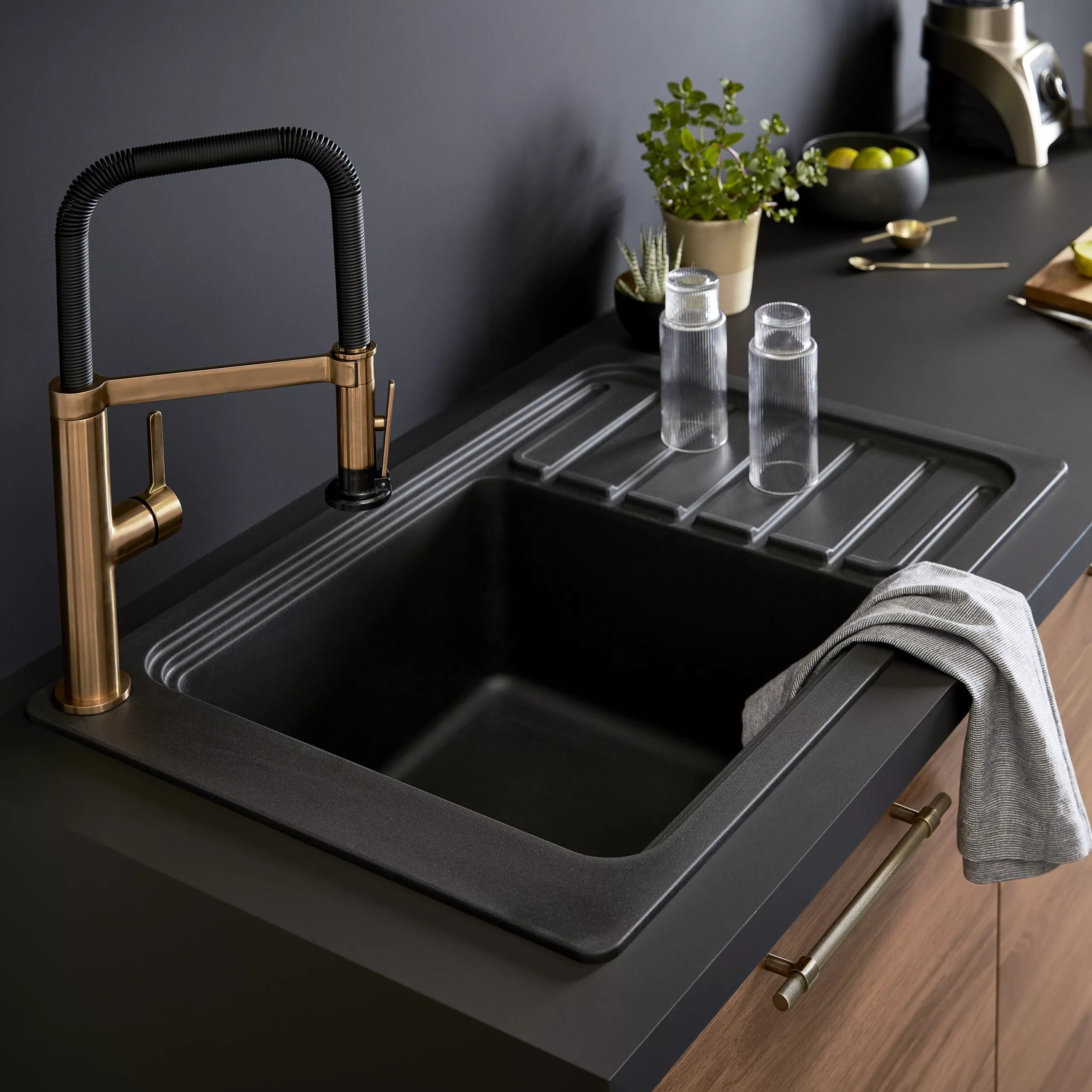 GoodHome Romesco Black Composite Quartz 1 Bowl Sink & Drainer (W)516mm X (L)773mm - Image 8